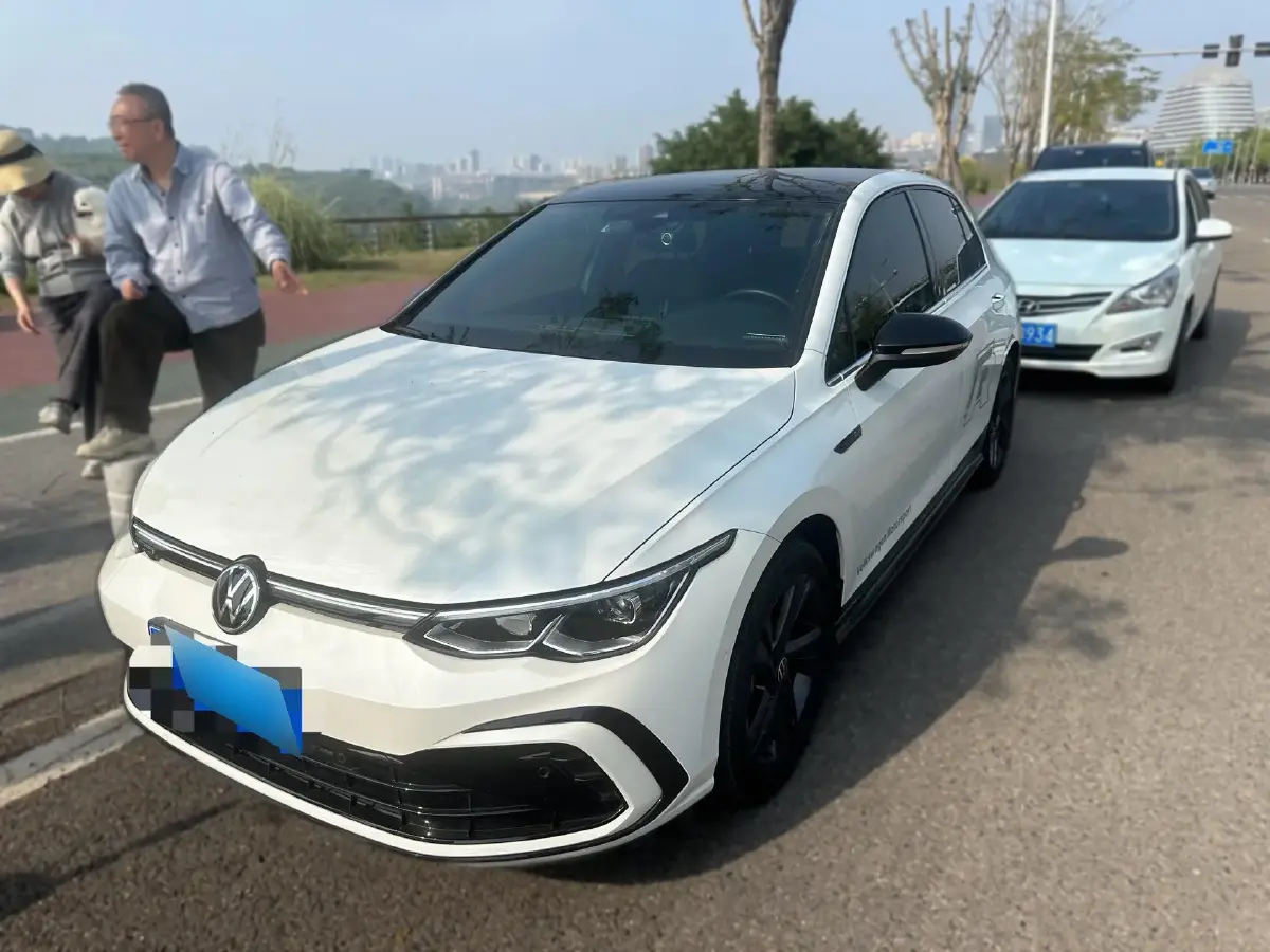 2021 Volkswagen Golf 1.4T 150HP L4 7DCT