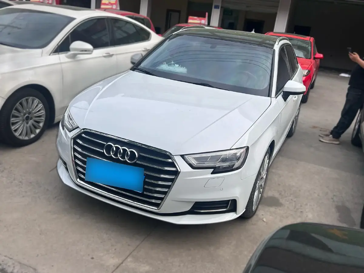 2025 Audi A3 1.5T 160HP L4 7DCT