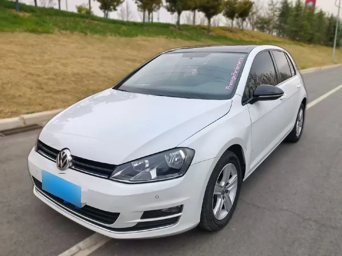 2017 Volkswagen Golf 1.4T 131HP L4 7DCT