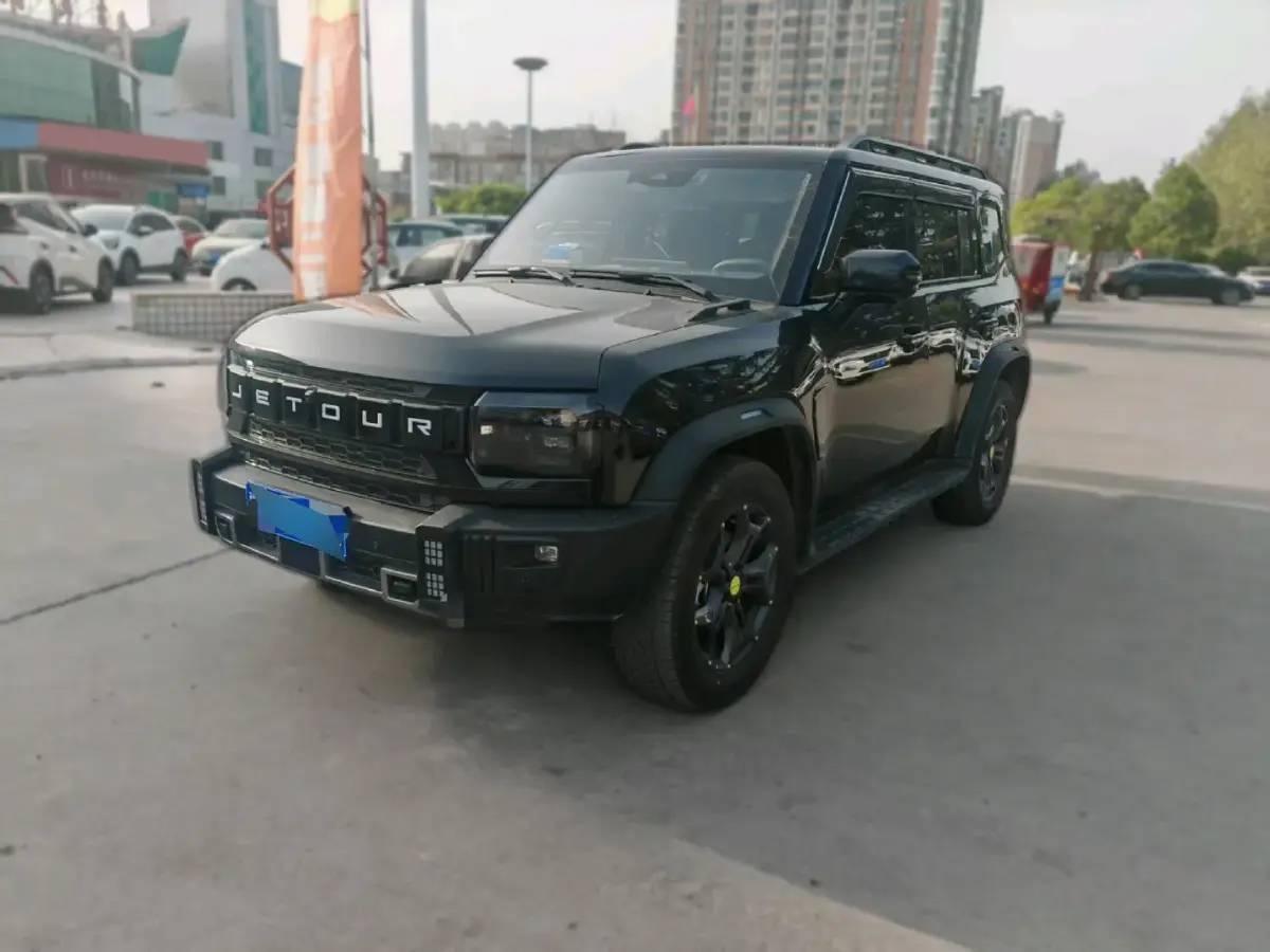 2023 Jetour Traveller 2.0T 254HP L4 7DCT