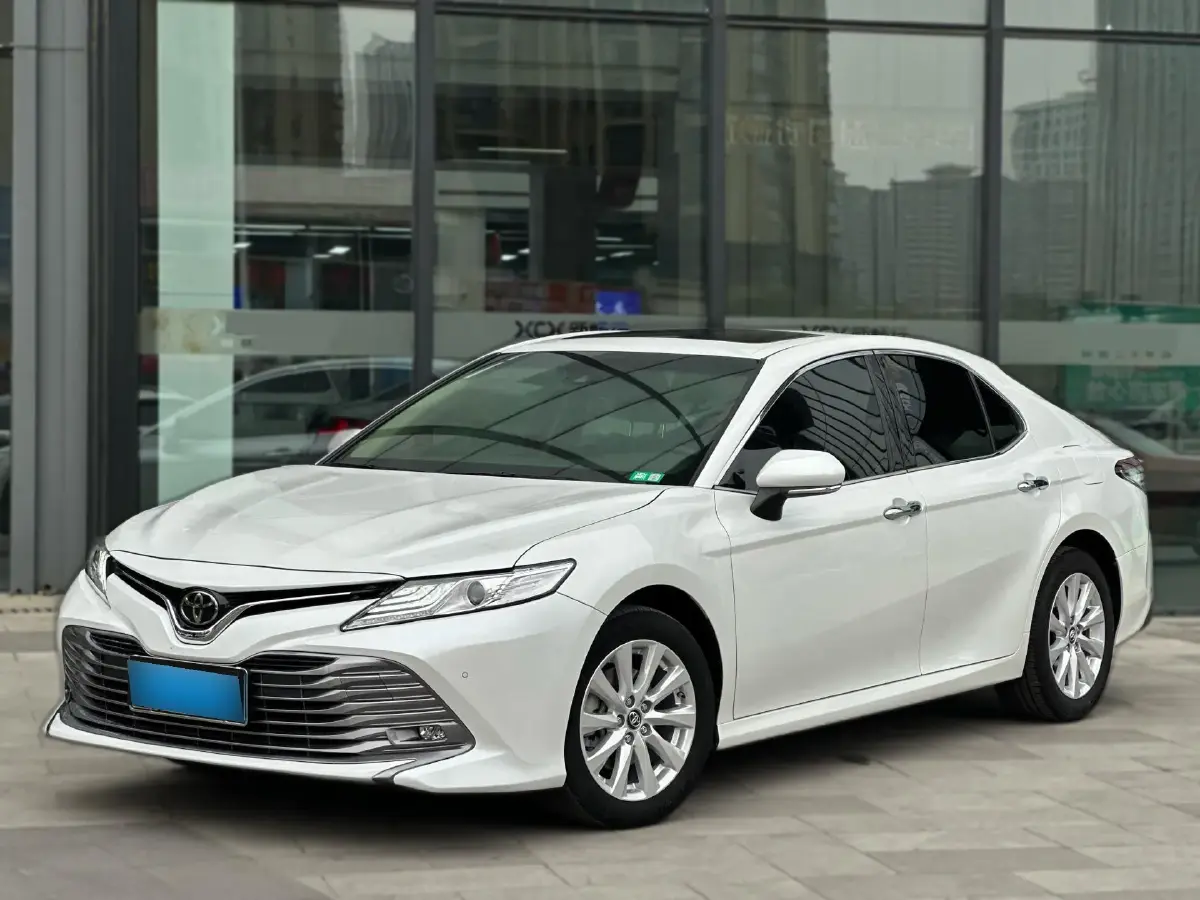 2019 Toyota Camry 2.0L 178HP L4 CVT