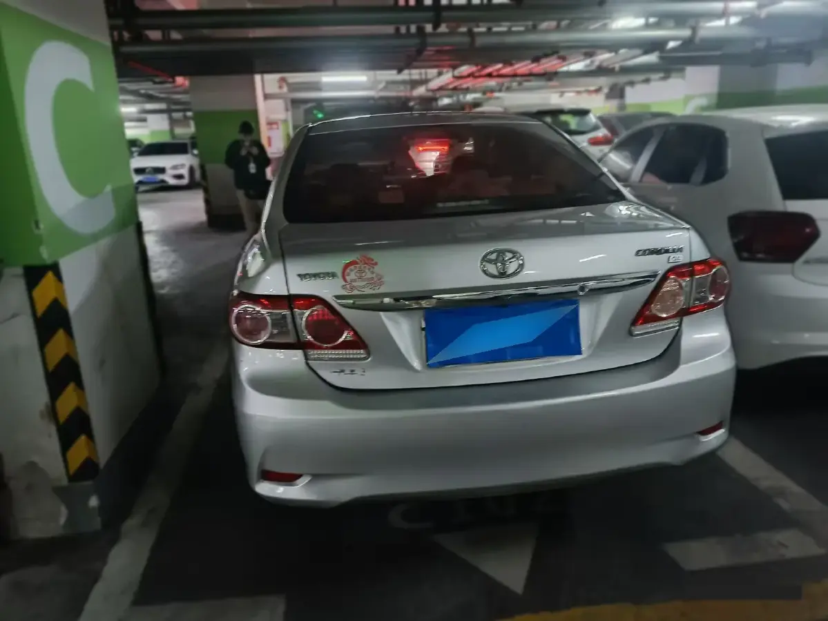2013 Toyota Corolla 1.8L 140HP L4 CVT