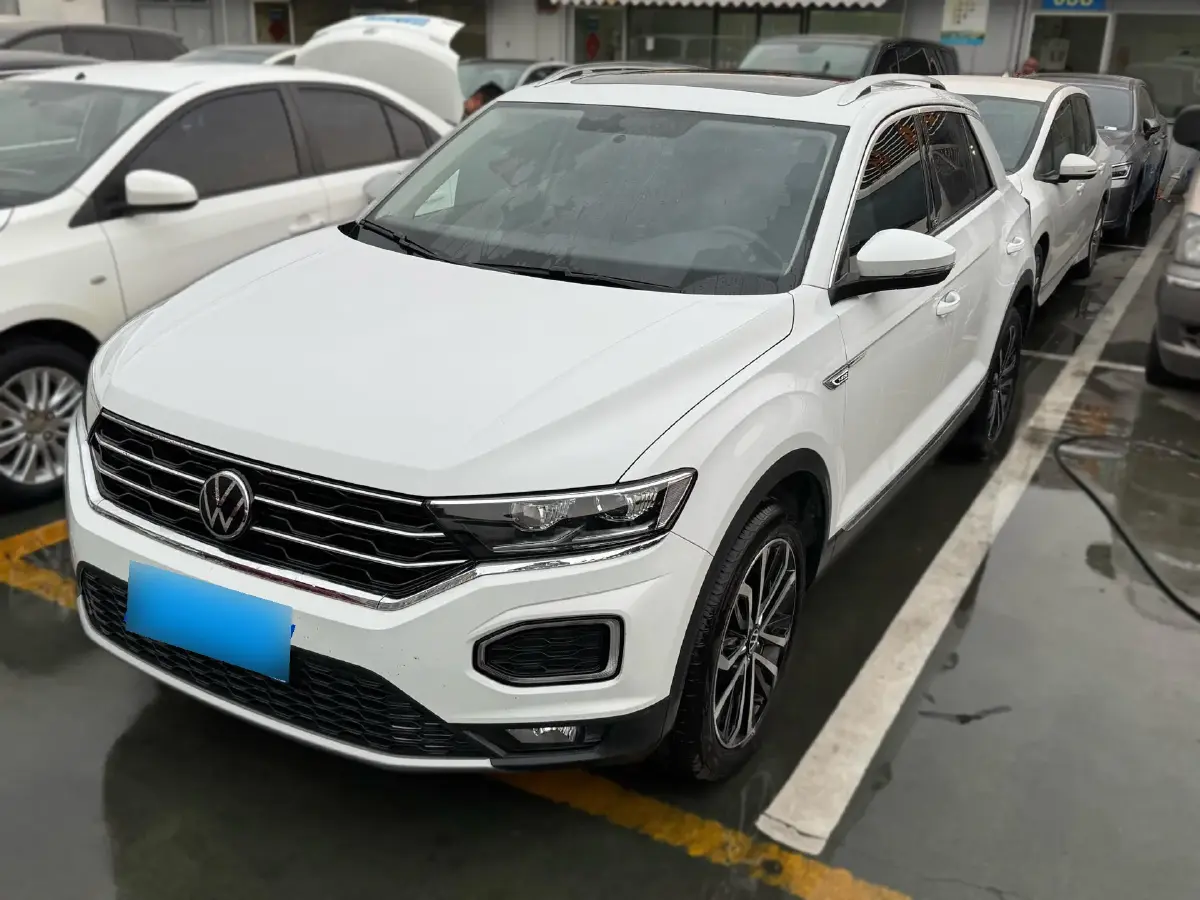 2021 Volkswagen T-Roc 1.4T 150HP L4 7DCT