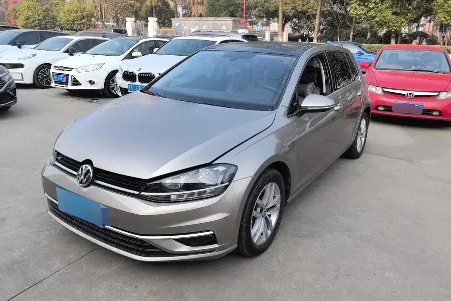 2018 Volkswagen Golf 1.4T 150HP L4 7DCT
