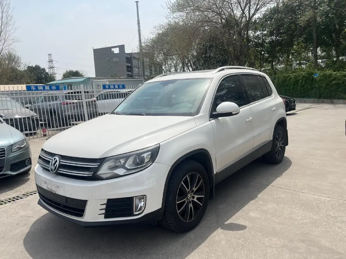 2015 Volkswagen Tiguan 1.8T 160HP L4 6AT