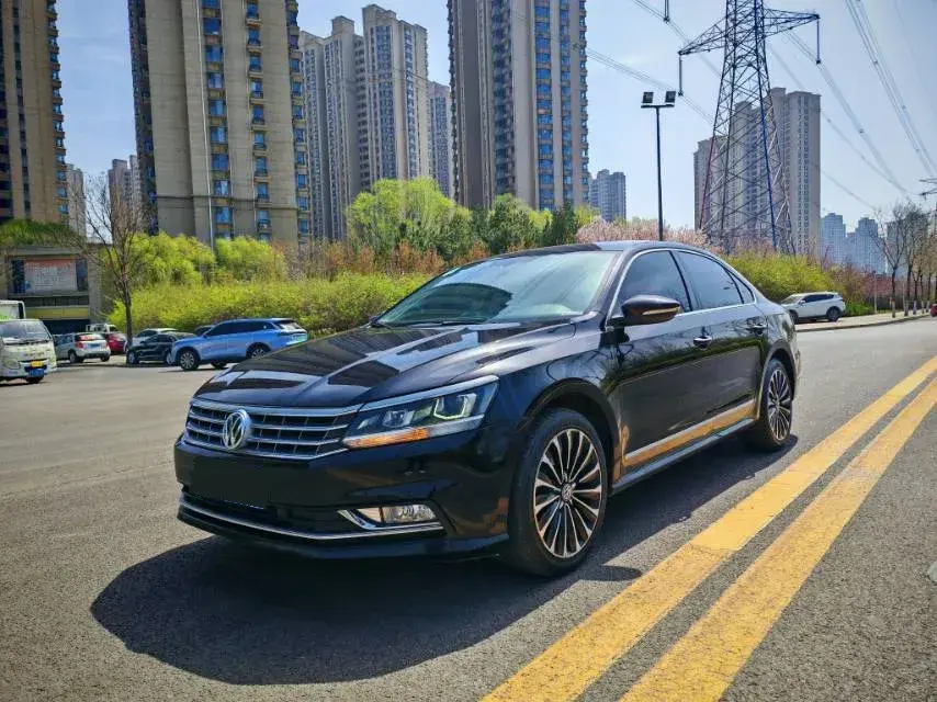 2017 Volkswagen Passat 1.8T 180HP L4 7DCT