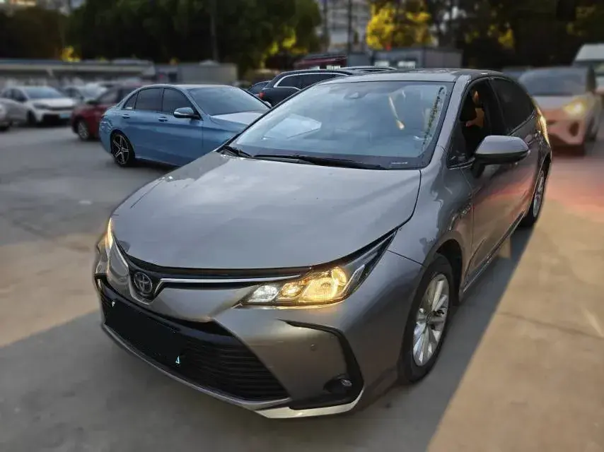 2021 Toyota Corolla 1.8L 98HP L4 E-CVT Hybrid