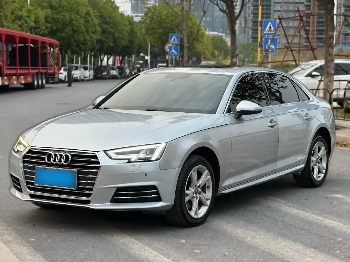 2018 Audi A4L 1.4T 150HP L4 7DCT