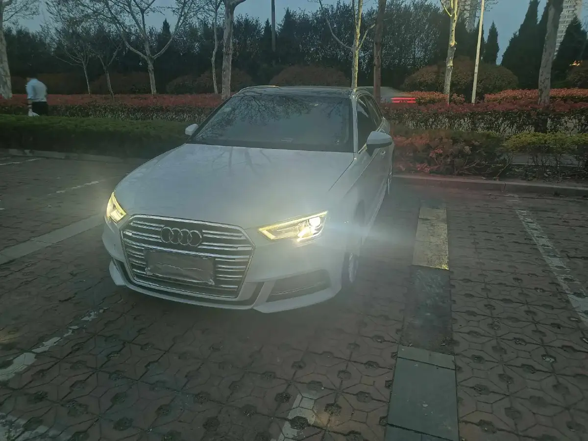 2017 Audi A3 1.4T 150HP L4 7DCT