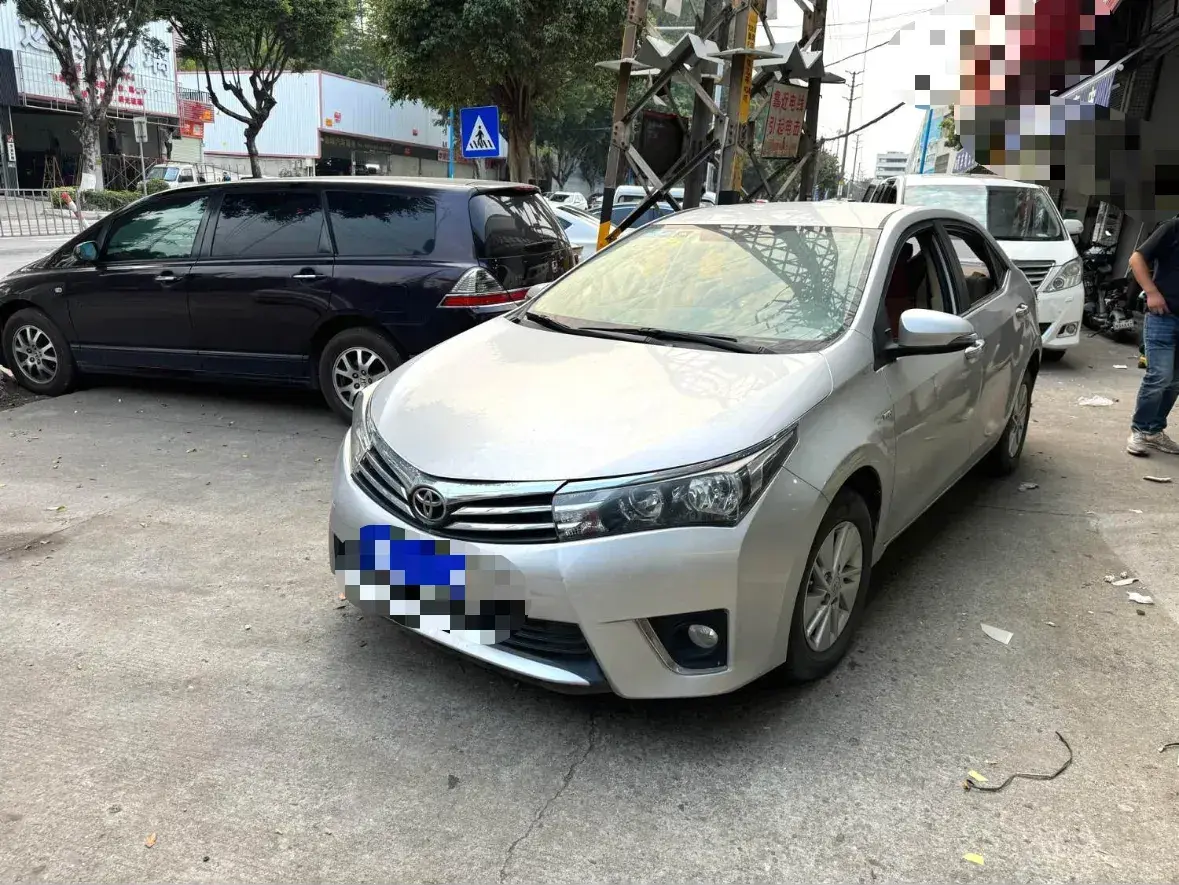 2014 Toyota Corolla 1.6L 122HP L4 CVT