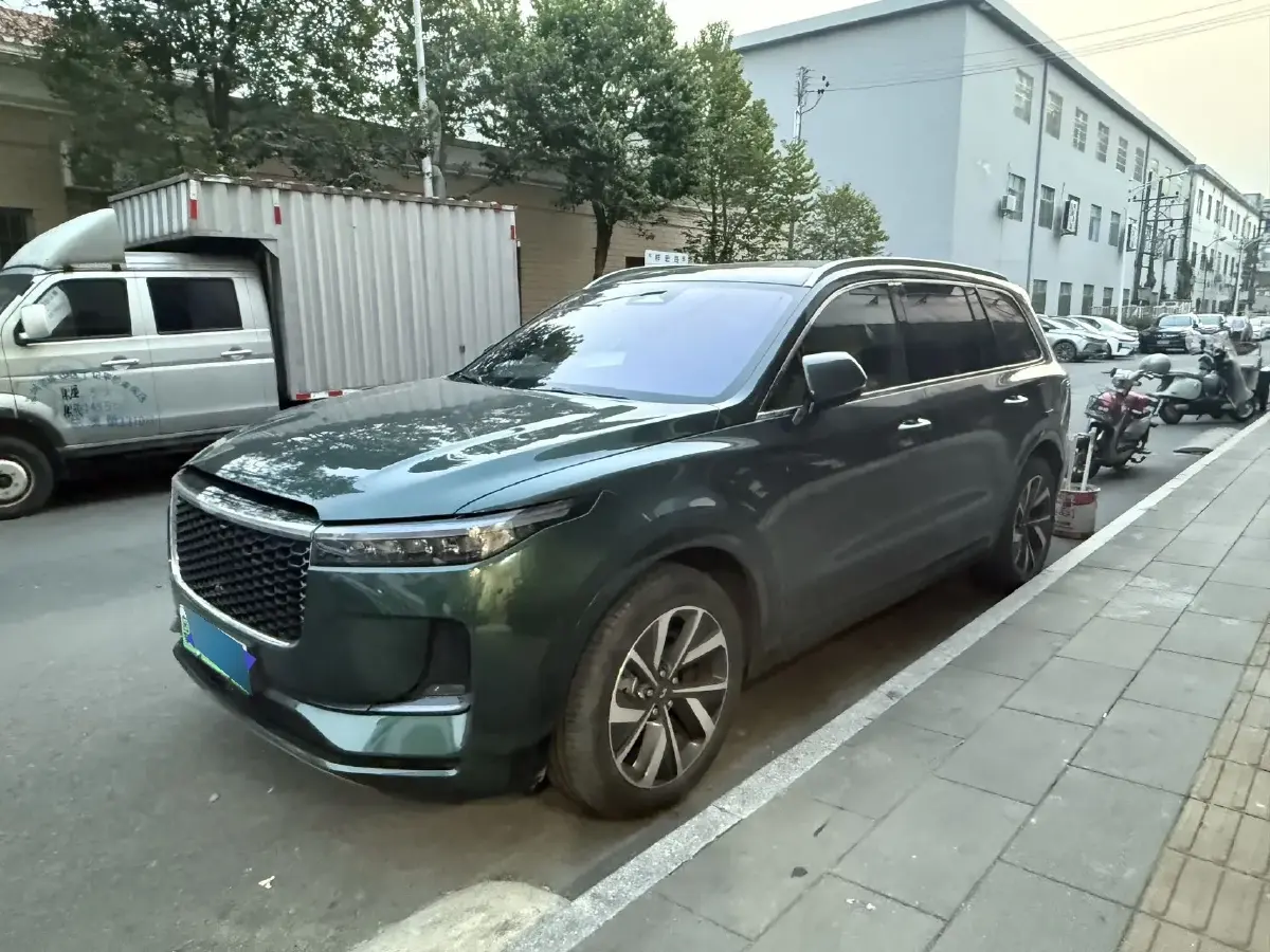 2021 Li ONE Range Extended 131HP REEV 40.5KWH