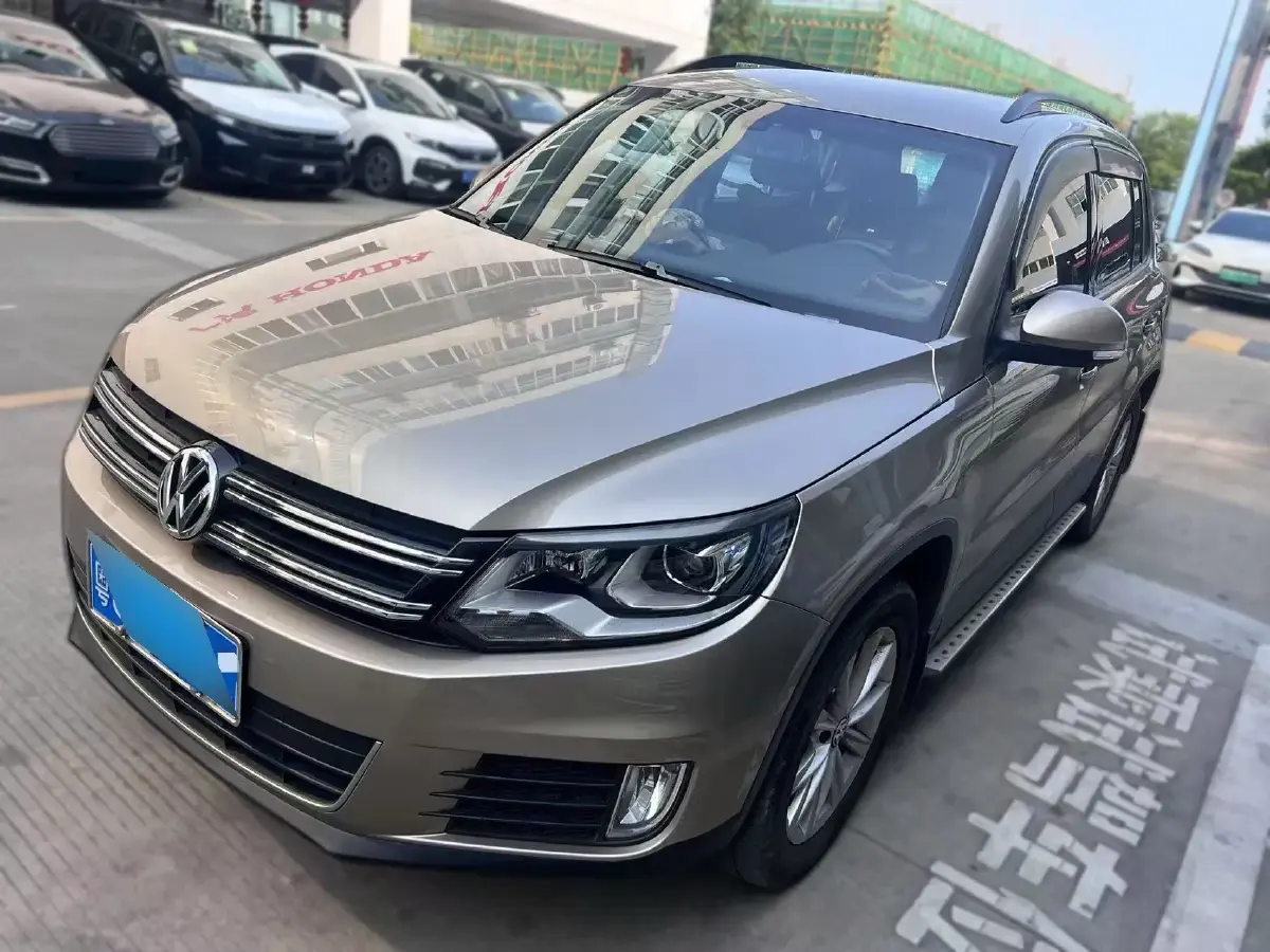 2015 Volkswagen Tiguan 1.8T 160HP L4 6AT