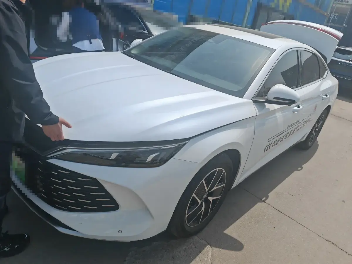 2024 BYD QinL 1.5L 101HP L4 E-CVT PHEV 15.87KWH