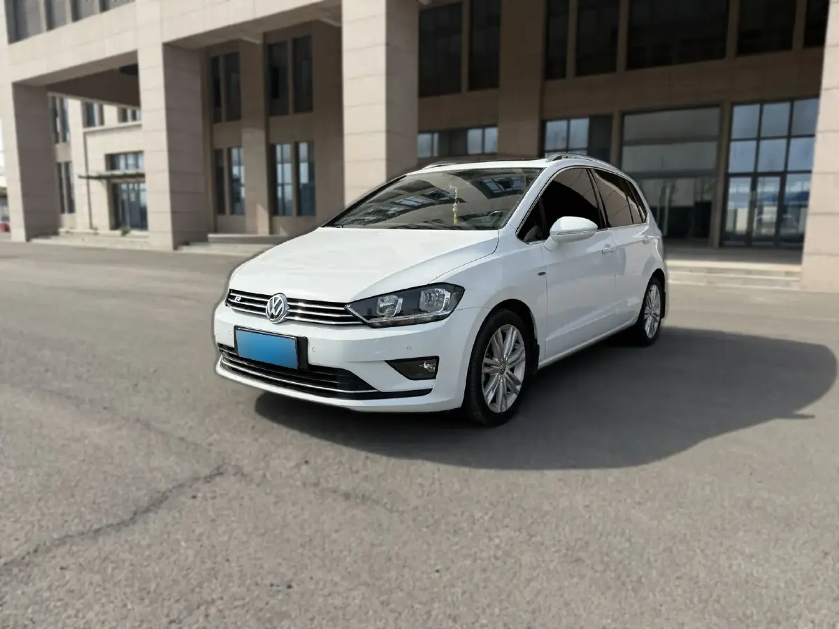 2016 Volkswagen Golf Sportsvan 1.4T 150HP L4 7DCT