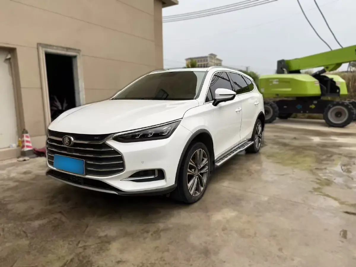 2018 BYD Tang 2.0T 205HP L4 6AT
