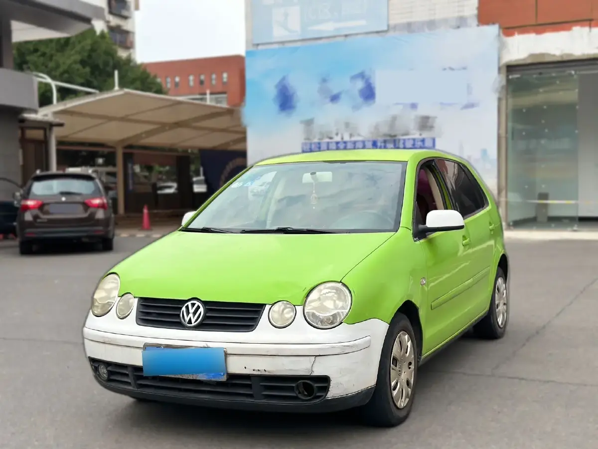 2013 Volkswagen Polo 1.4L 86HP L4 5MT