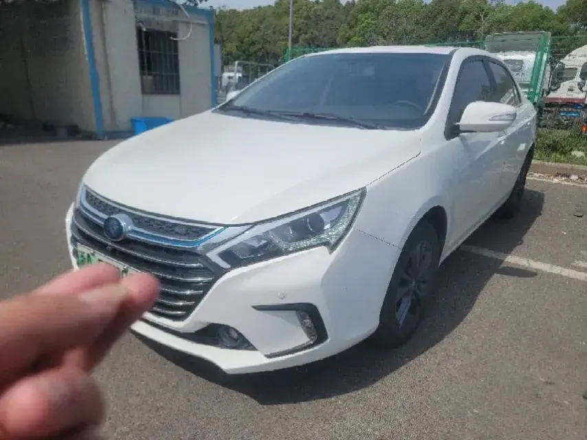 2017 BYD Qin 1.5T 154HP L4 6DCT PHEV 15.2KWH