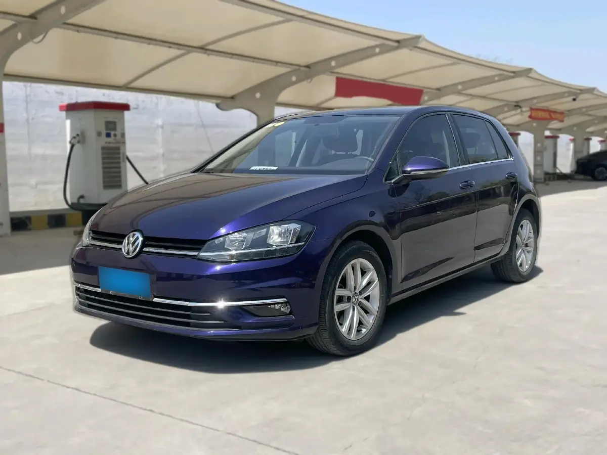 2012 Volkswagen Golf 1.6L 105HP L4 6AT