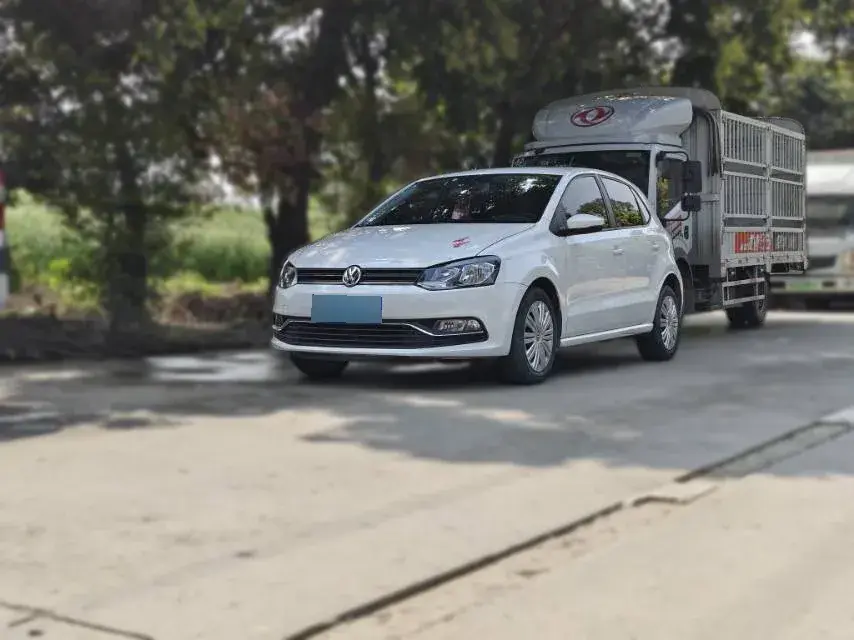 2018 Volkswagen Polo 1.5L 110HP L4 6AT