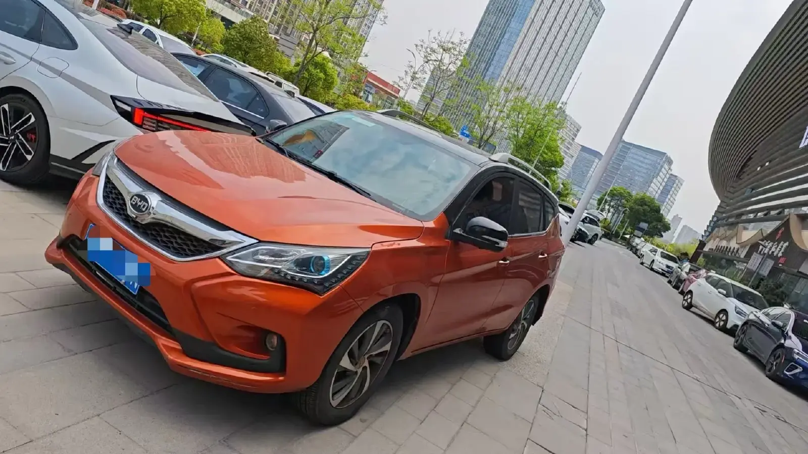 2016 BYD Song 2.0T 205HP L4 6DCT