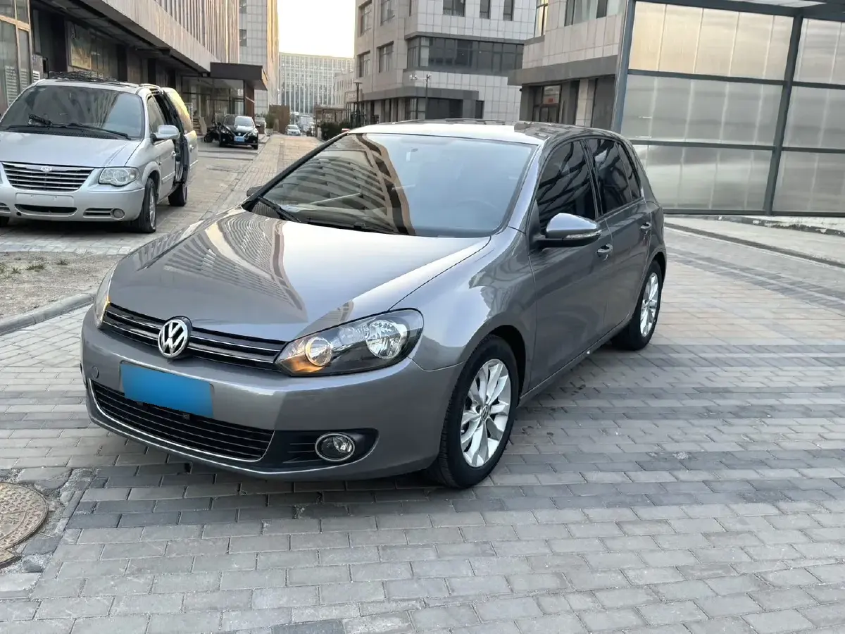 2011 Volkswagen Golf 1.4T 131HP L4 7DCT