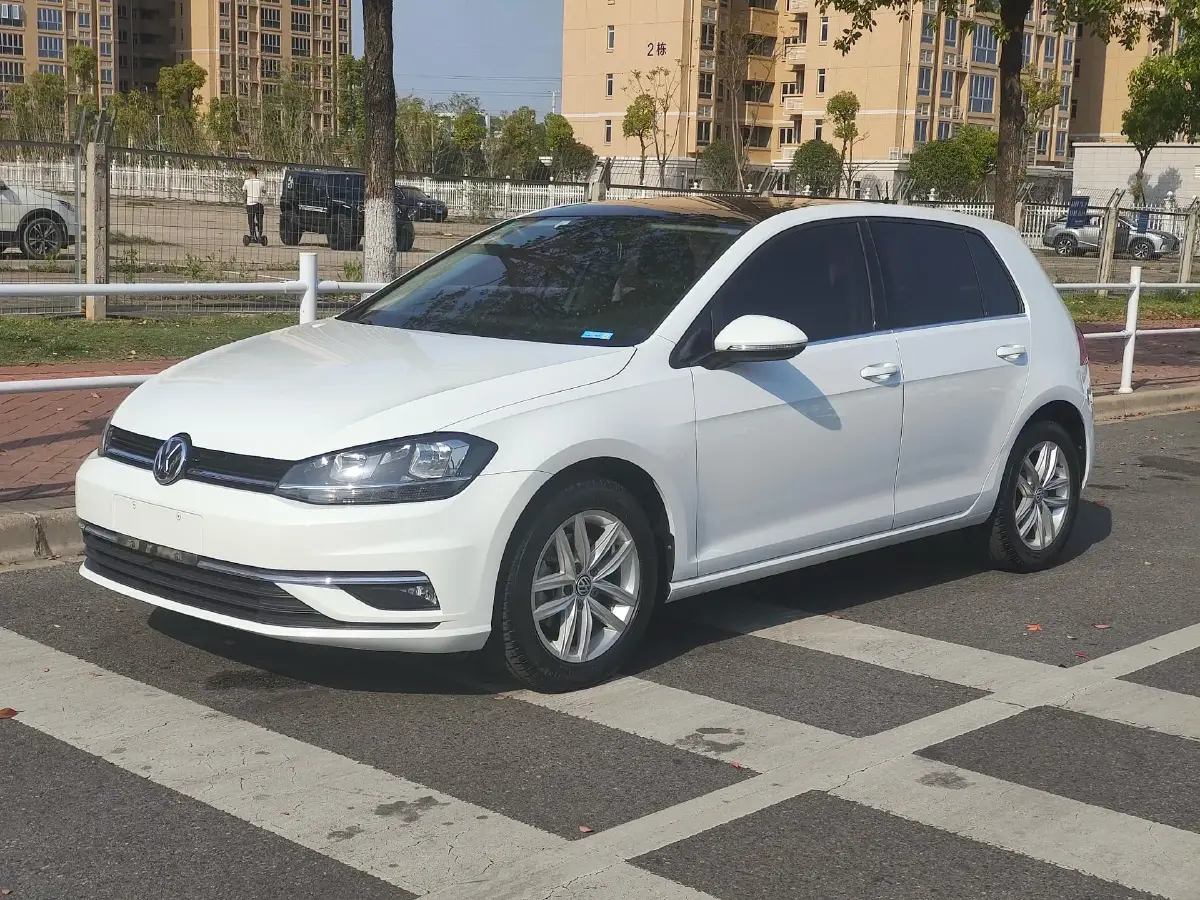2019 Volkswagen Golf 1.4T 150HP L4 7DCT