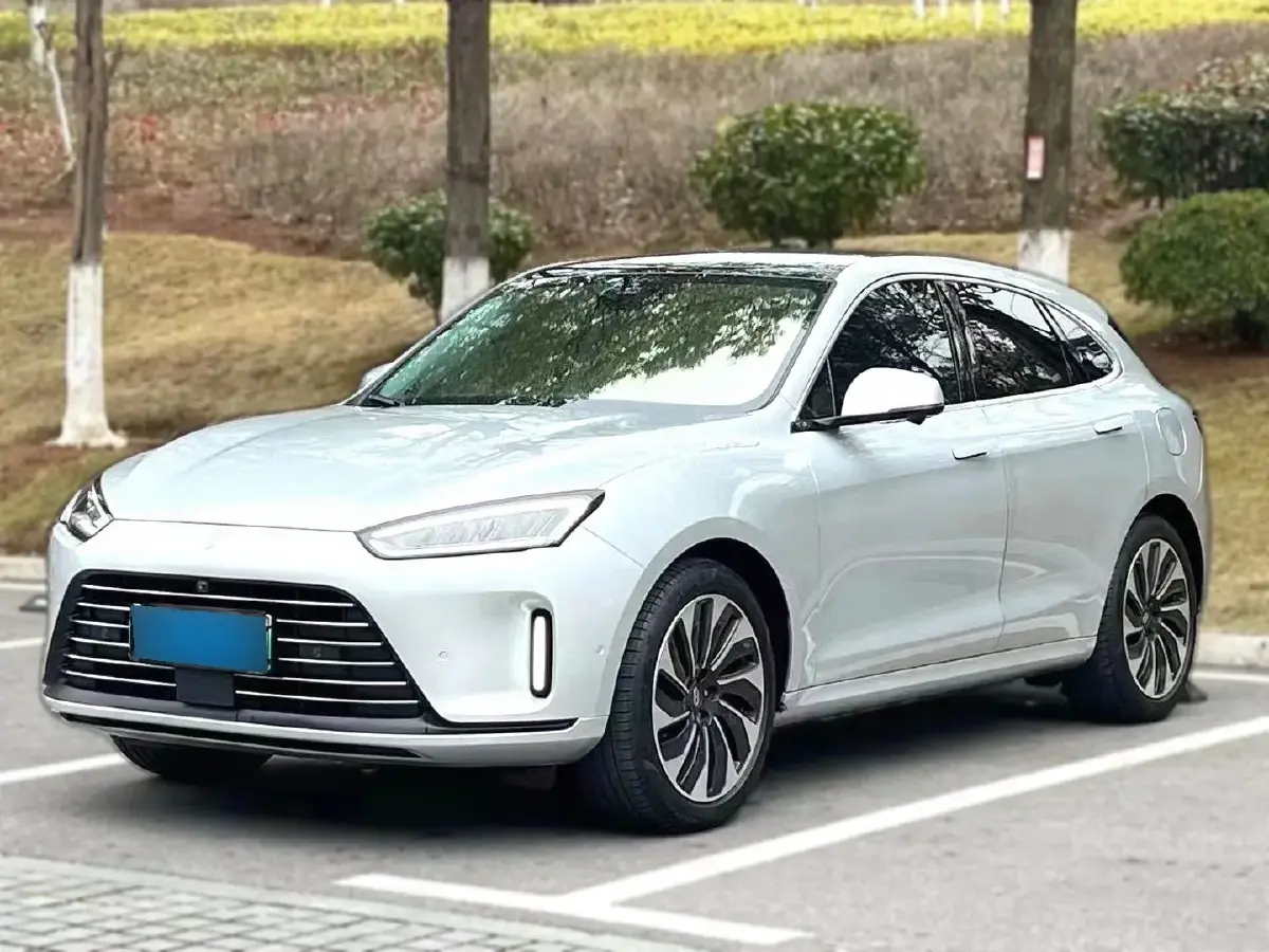 2022 HIMA AITO M5 Range Extended 125HP REEV 40KWH