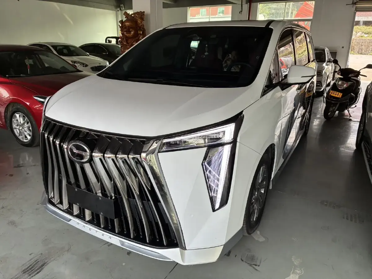 2024 GAC Trumpchi M8 2.0T 252HP L4 8AT