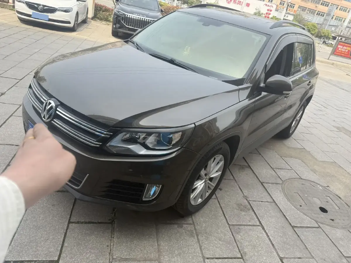 2016 Volkswagen Tiguan 1.4T 150HP L4 6DCT
