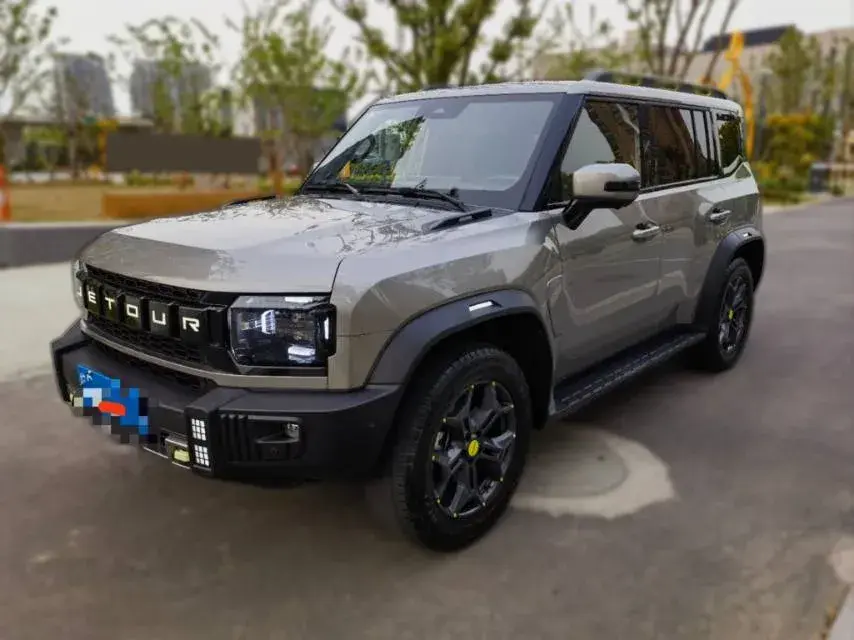 2023 Jetour Traveller 2.0T 254HP L4 7DCT