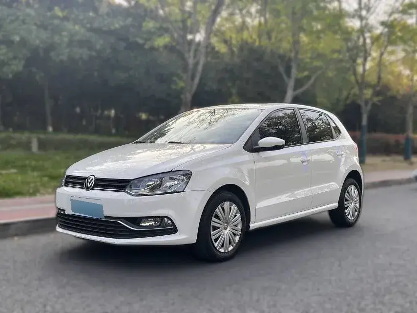 2018 Volkswagen Polo 1.5L 110HP L4 6AT