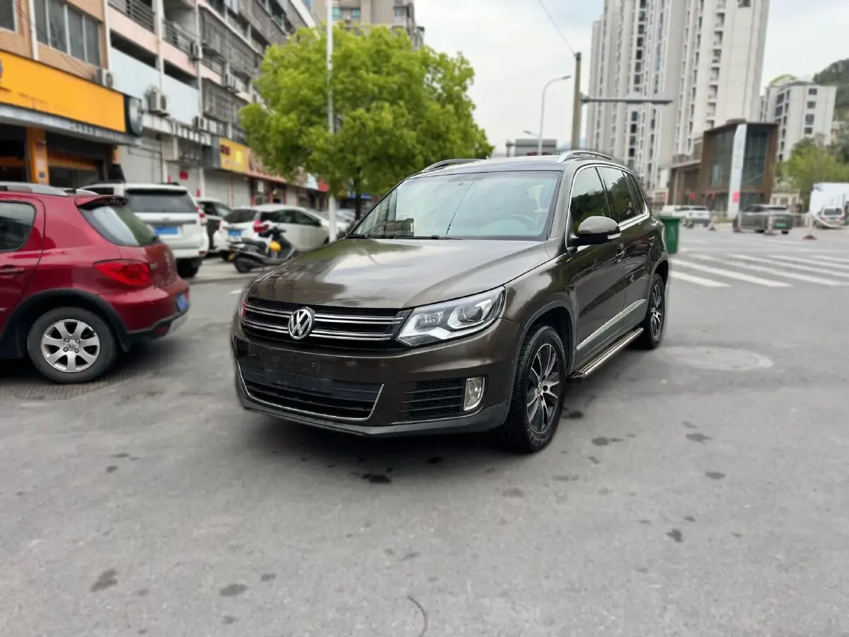 2013 Volkswagen Tiguan 1.8T 160HP L4 6AT