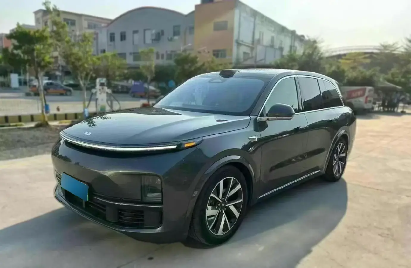 2023 Li L8 Range Extended 154HP REEV 40.9KWH