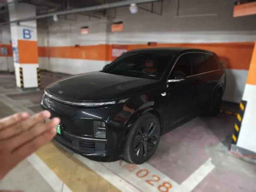 2023 Li L9 Range Extended 154HP REEV 42.6KWH