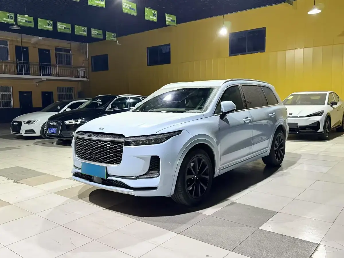 2021 Li ONE Range Extended 131HP REEV 40.5KWH