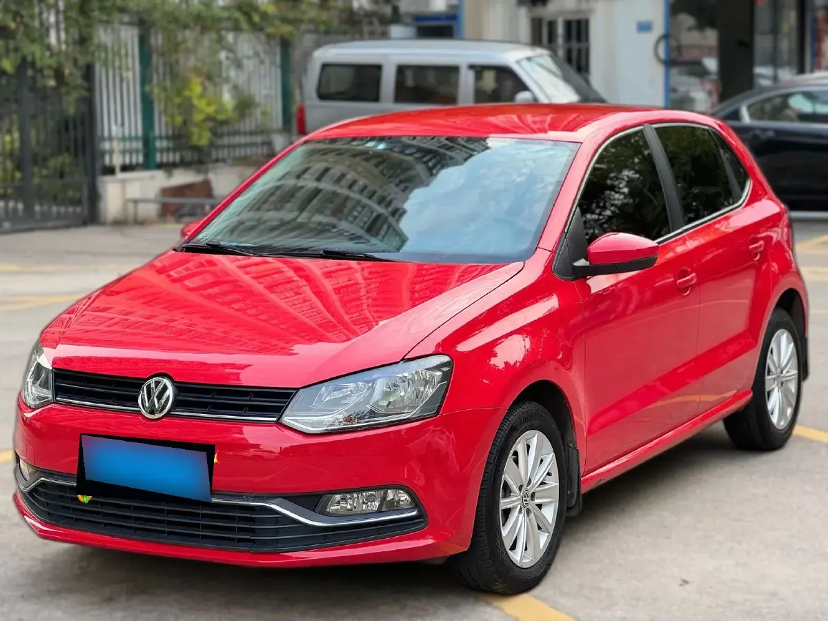 2014 Volkswagen Polo 1.6L 110HP L4 6AT