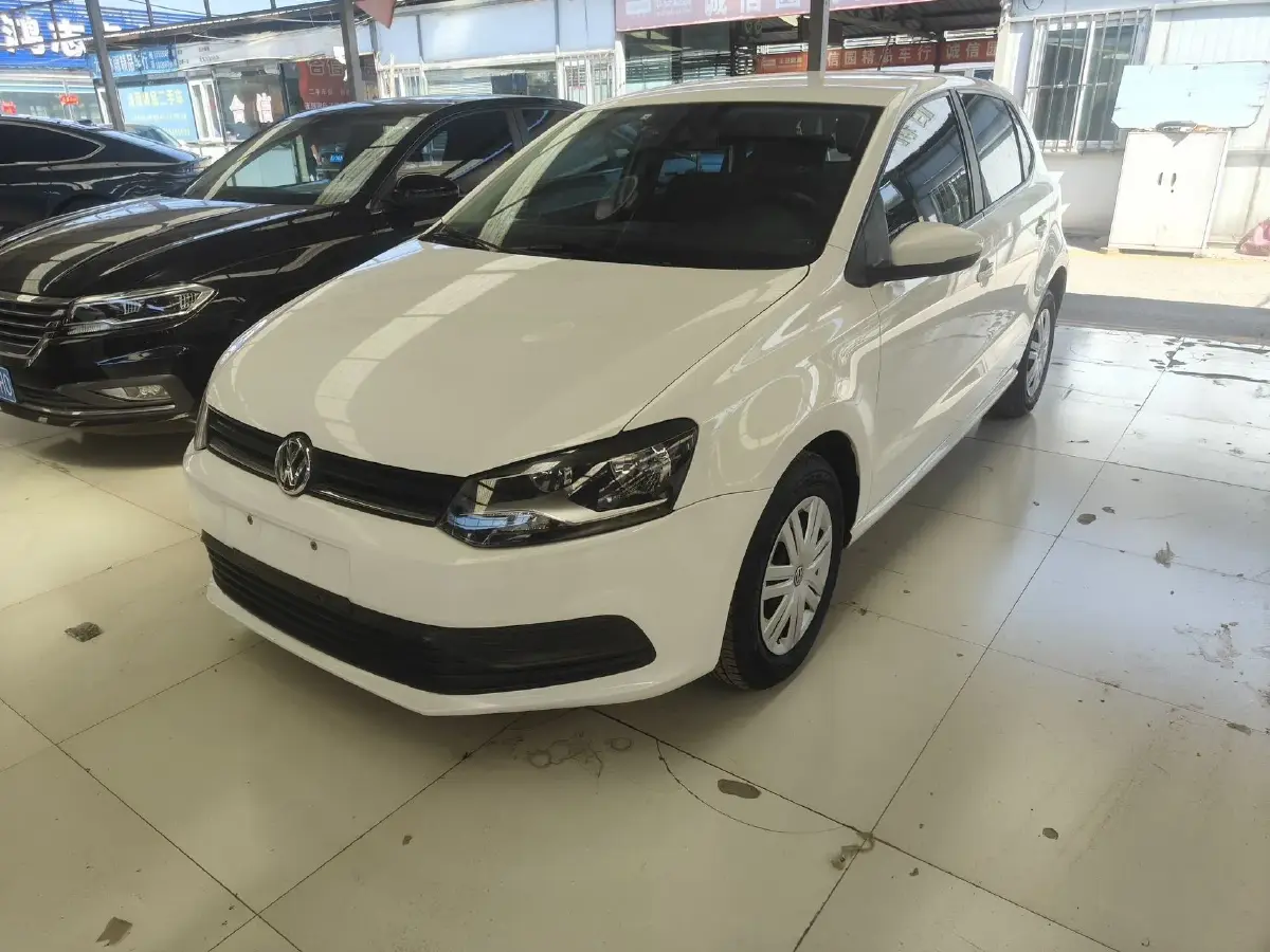 2018 Volkswagen Polo 1.5L 110HP L4 6AT