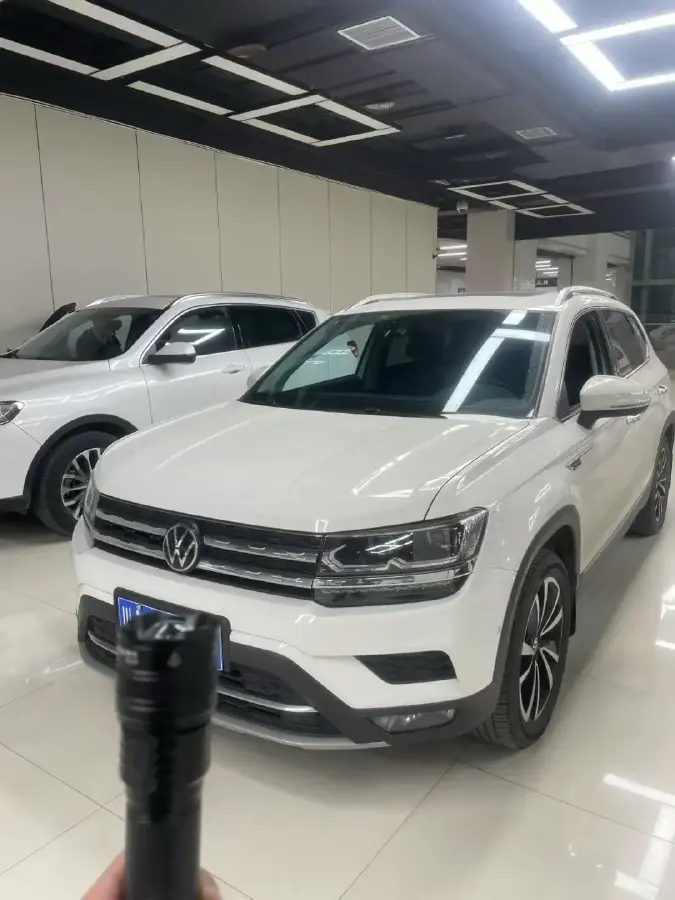 2022 Volkswagen Tharu 1.4T 150HP L4 7DCT