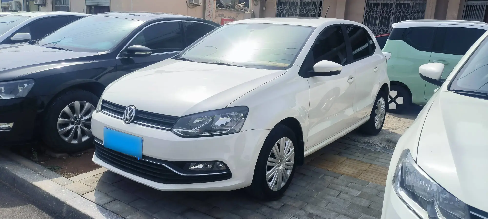 2016 Volkswagen Polo 1.6L 110HP L4 5MT