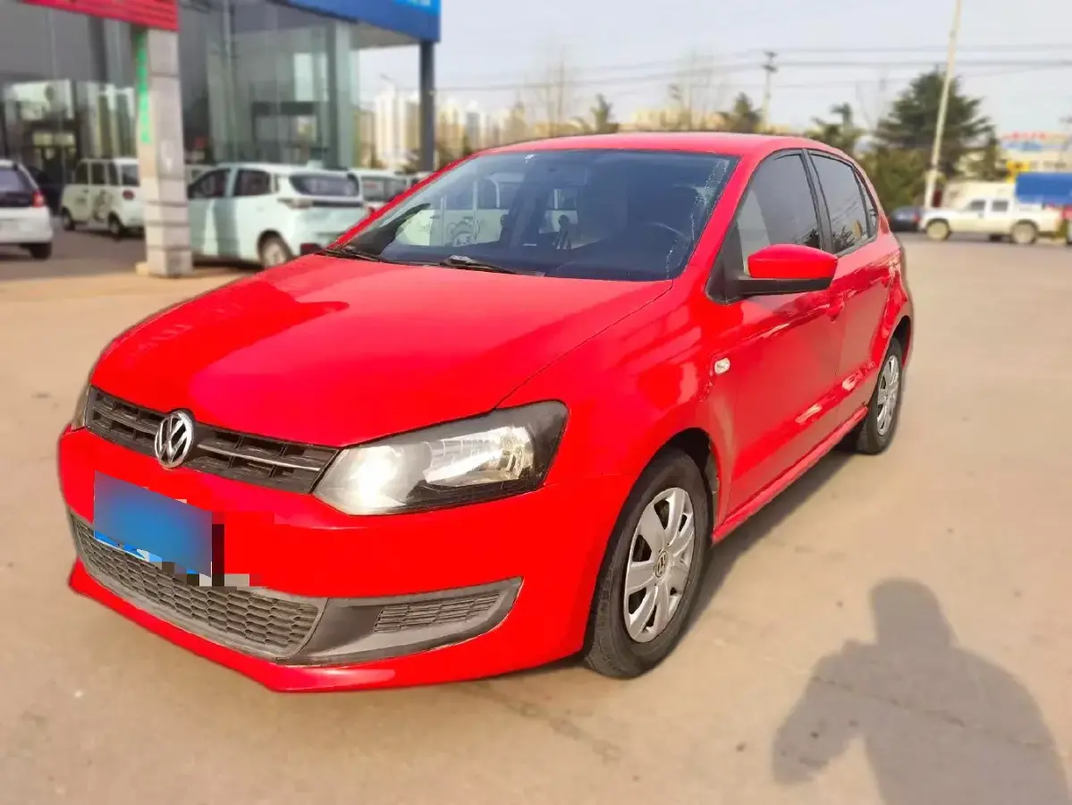 2013 Volkswagen Polo 1.4L 86HP L4 5MT