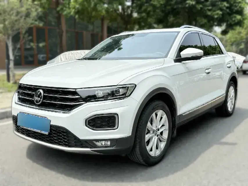 2022 Volkswagen T-Roc 1.4T 150HP L4 7DCT