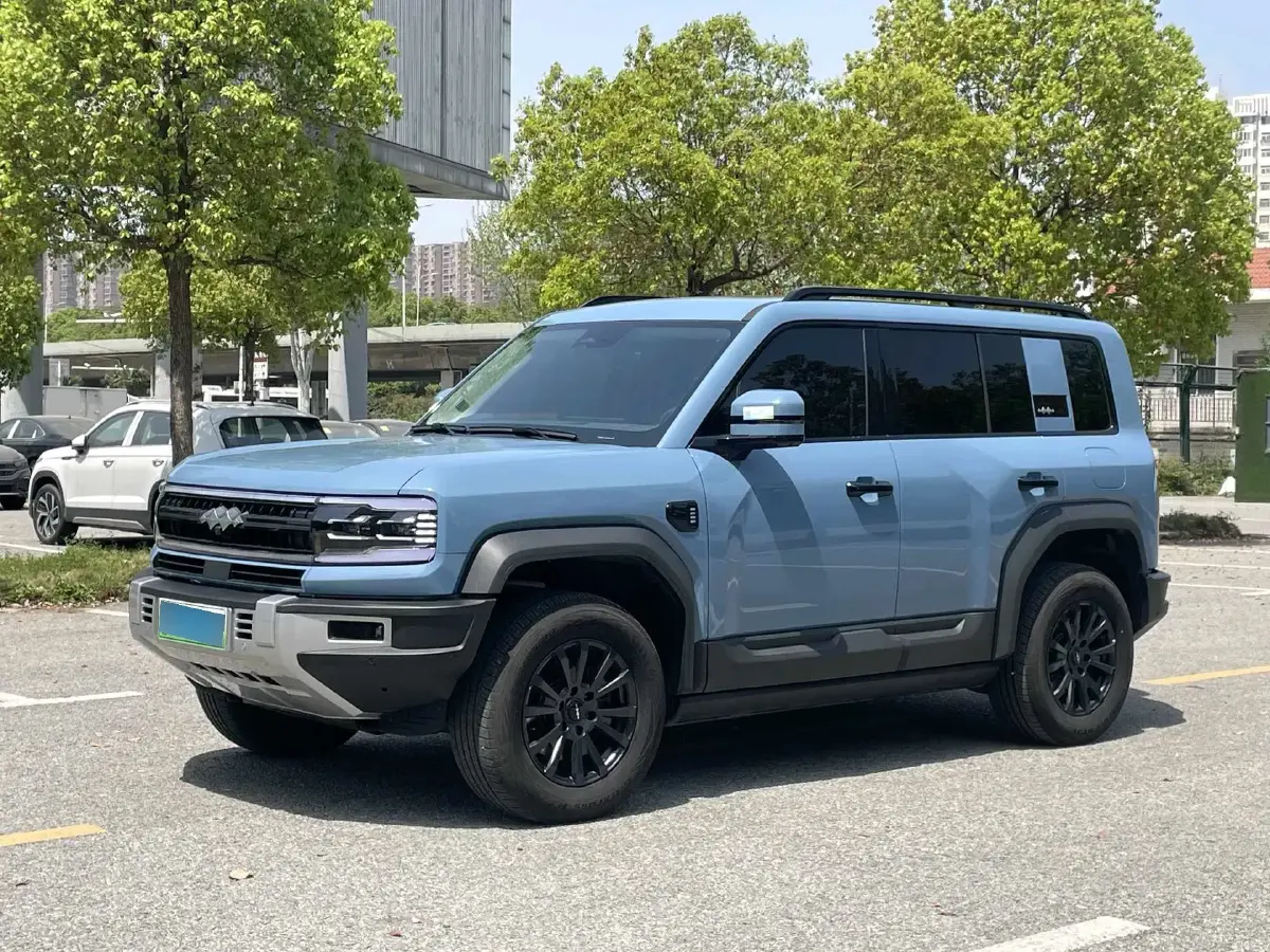 2023 FangChengBao Bao 5 1.5T 194HP L4 E-CVT PHEV 31.8KWH