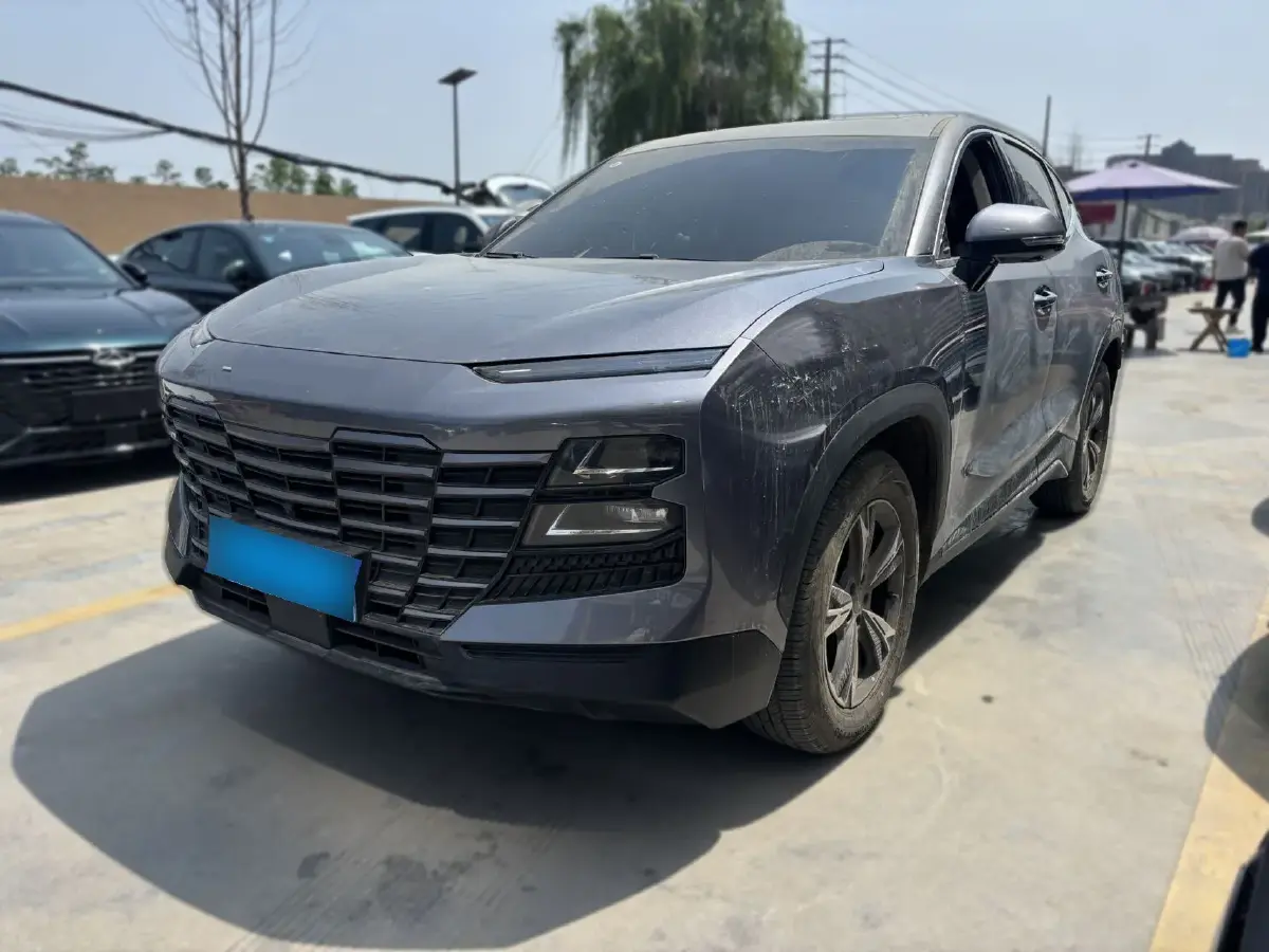 2024 Jetour DASHING 1.5T 156HP L4 6DCT