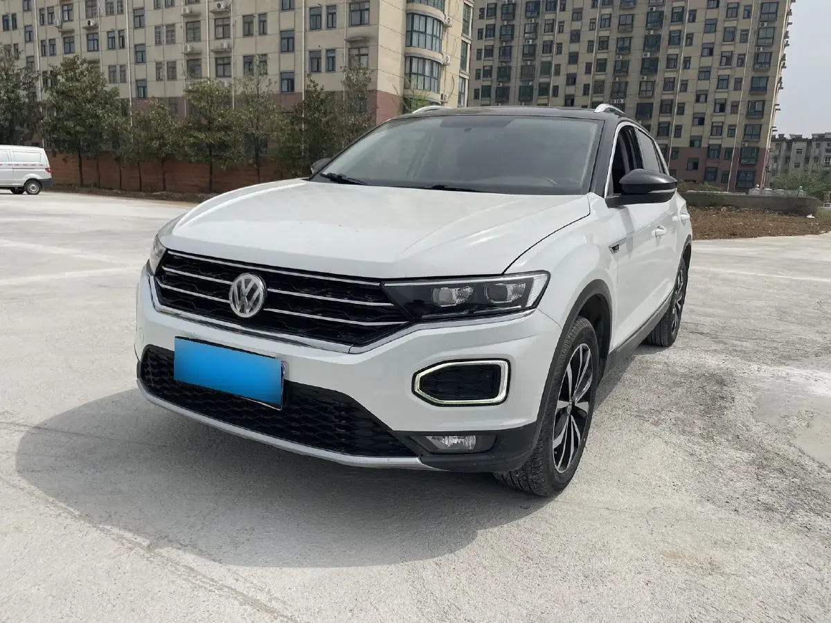 2018 Volkswagen T-Roc 1.4T 150HP L4 7DCT