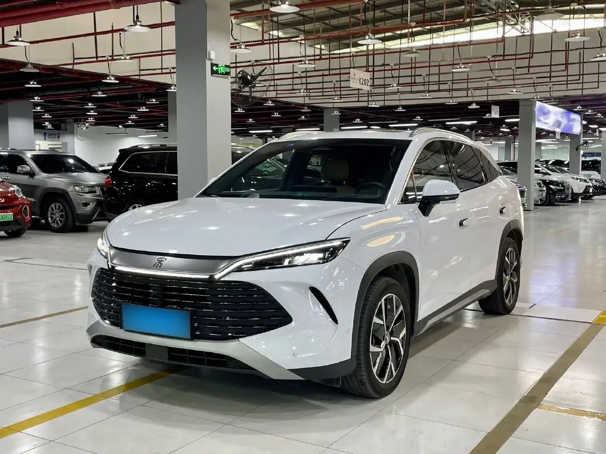 2024 BYD SongL DM-i 1.5L 101HP L4 E-CVT PHEV 26.6KWH