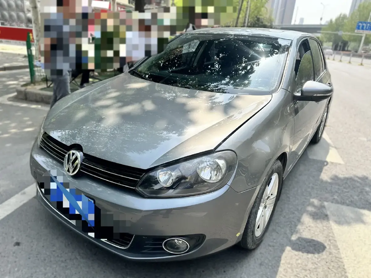 2012 Volkswagen Golf 1.4T 131HP L4 5MT