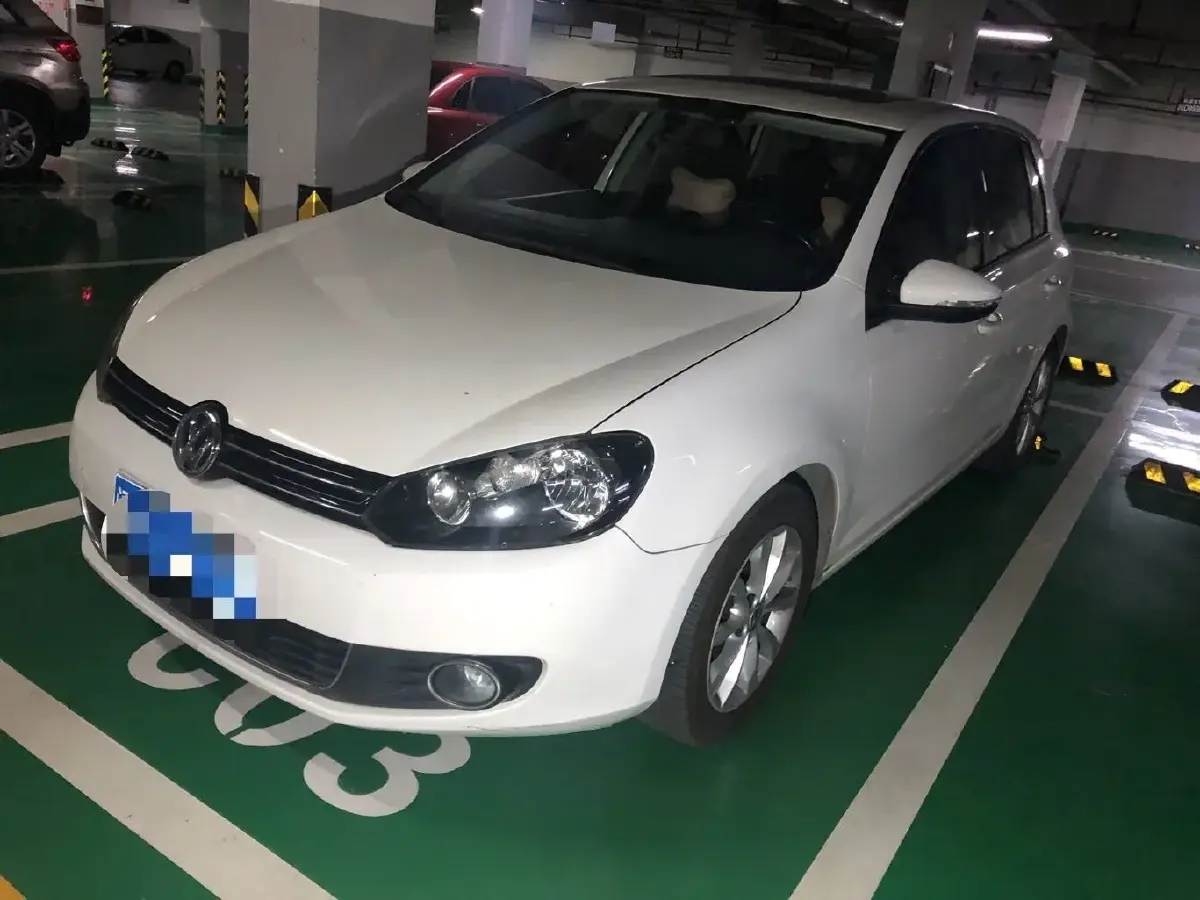 2012 Volkswagen Golf 1.4T 131HP L4 5MT