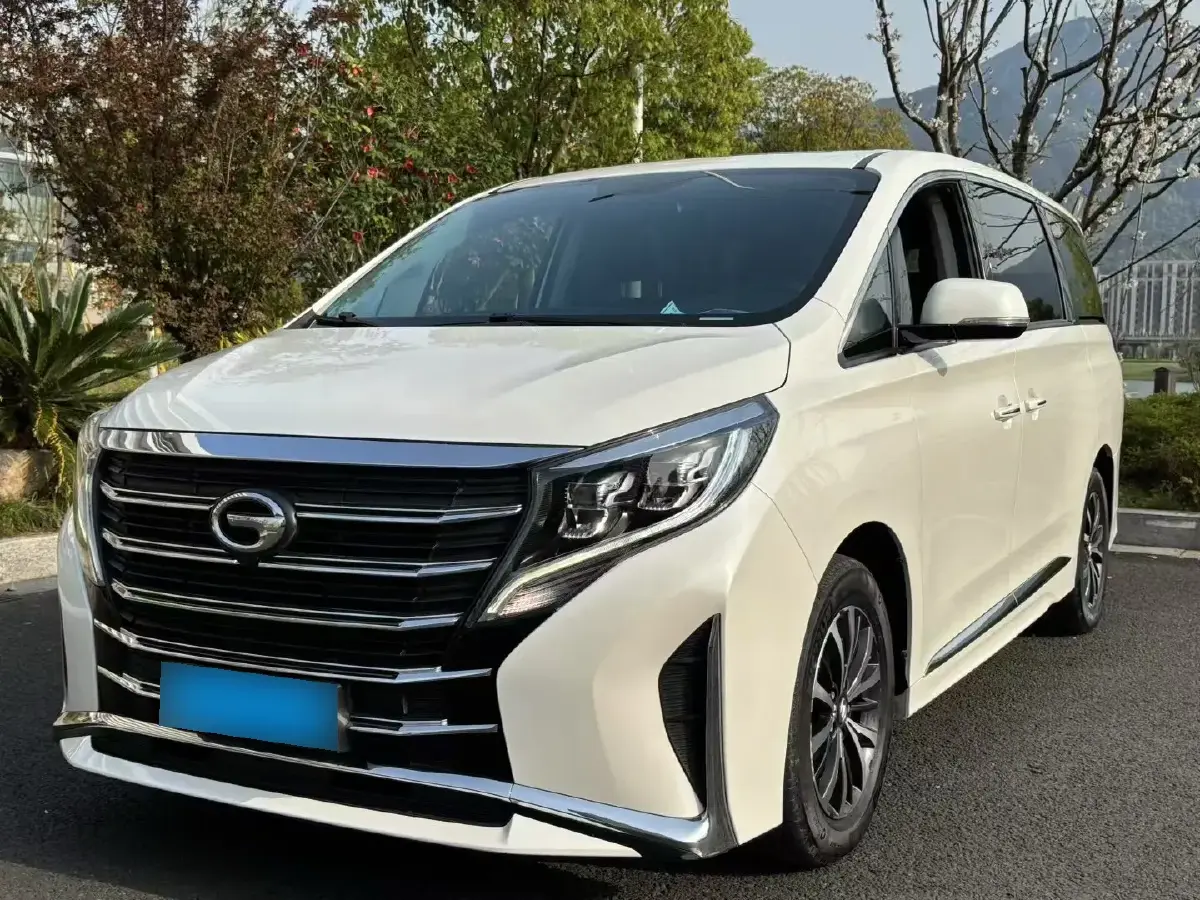 2021 GAC Trumpchi M8 2.0T 252HP L4 8AT