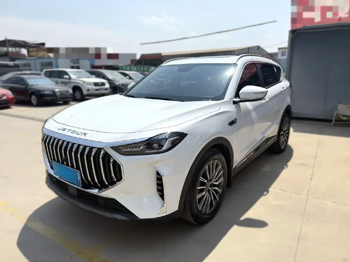 2023 Jetour X70 Plus 1.5T 156HP L4 6MT
