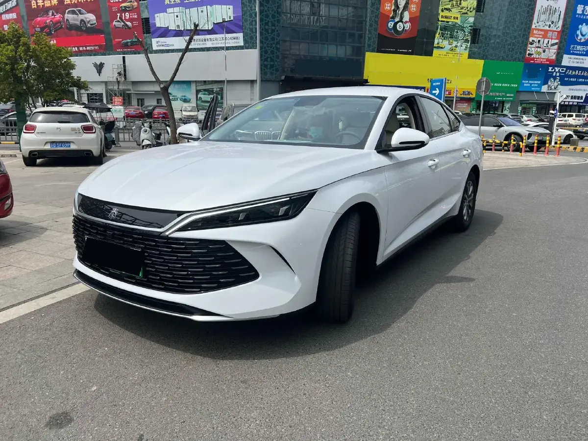 2024 BYD QinL 1.5L 101HP L4 E-CVT PHEV 10.08KWH